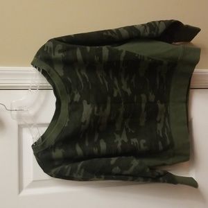 Good American camo top